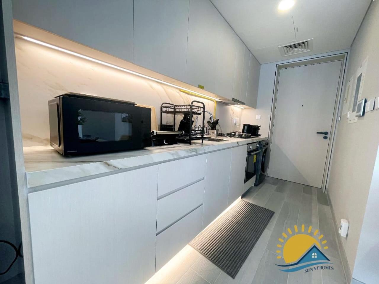 Dubai Marina Walk Gem Modern Apartments With Pool & Gym Access, Steps To Beach & Metro Managed By Sunnyhomes Exterior photo