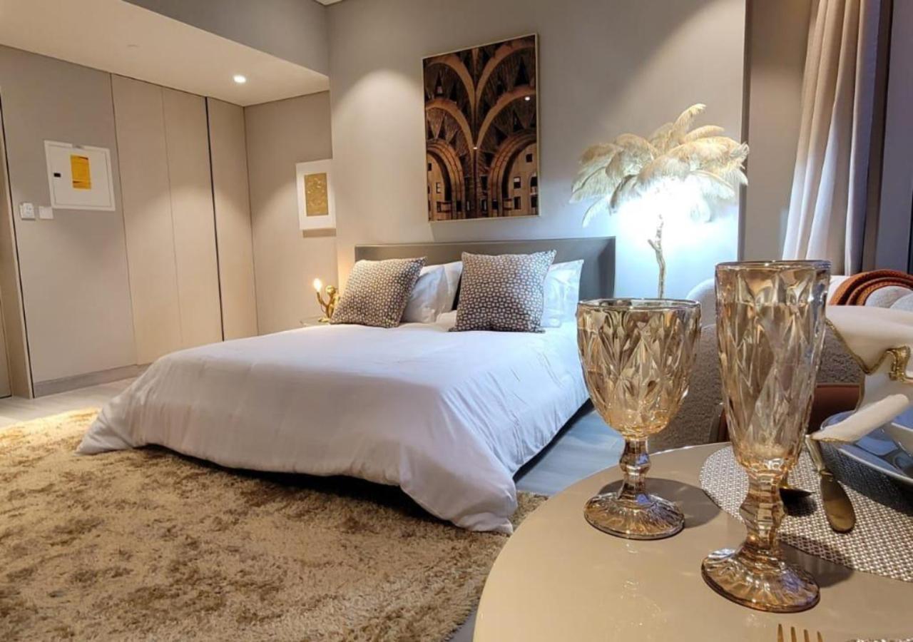 Dubai Marina Walk Gem Modern Apartments With Pool & Gym Access, Steps To Beach & Metro Managed By Sunnyhomes Exterior photo