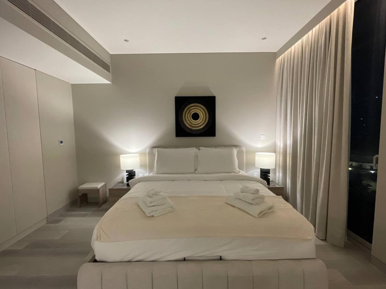 Dubai Marina Walk Gem Modern Apartments With Pool & Gym Access, Steps To Beach & Metro Managed By Sunnyhomes Exterior photo