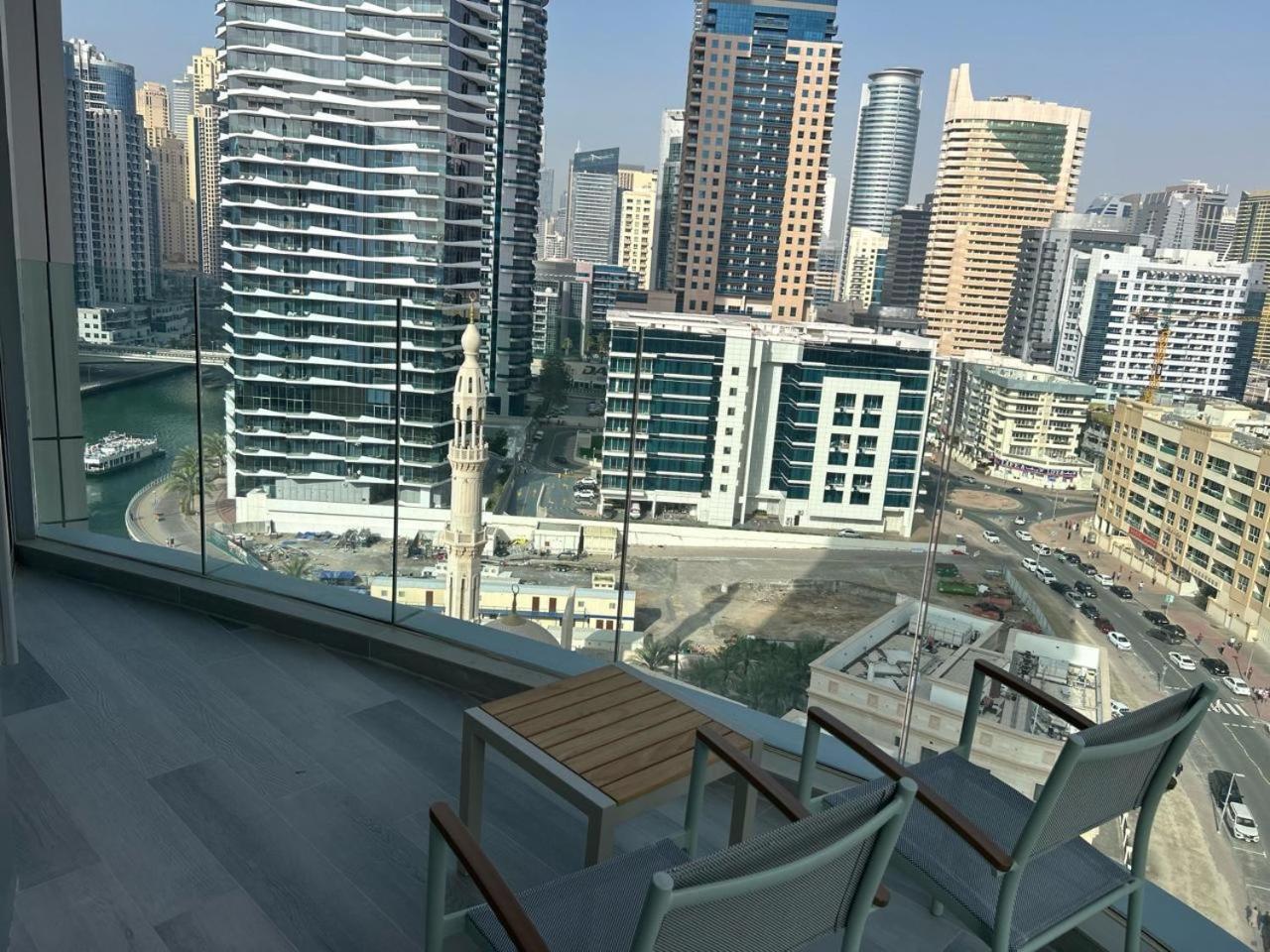 Dubai Marina Walk Gem Modern Apartments With Pool & Gym Access, Steps To Beach & Metro Managed By Sunnyhomes Room photo