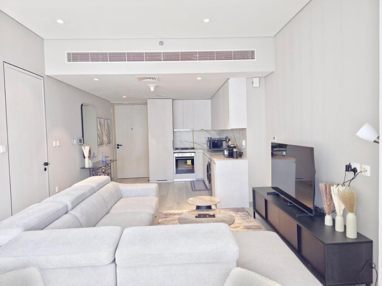 Dubai Marina Walk Gem Modern Apartments With Pool & Gym Access, Steps To Beach & Metro Managed By Sunnyhomes Exterior photo