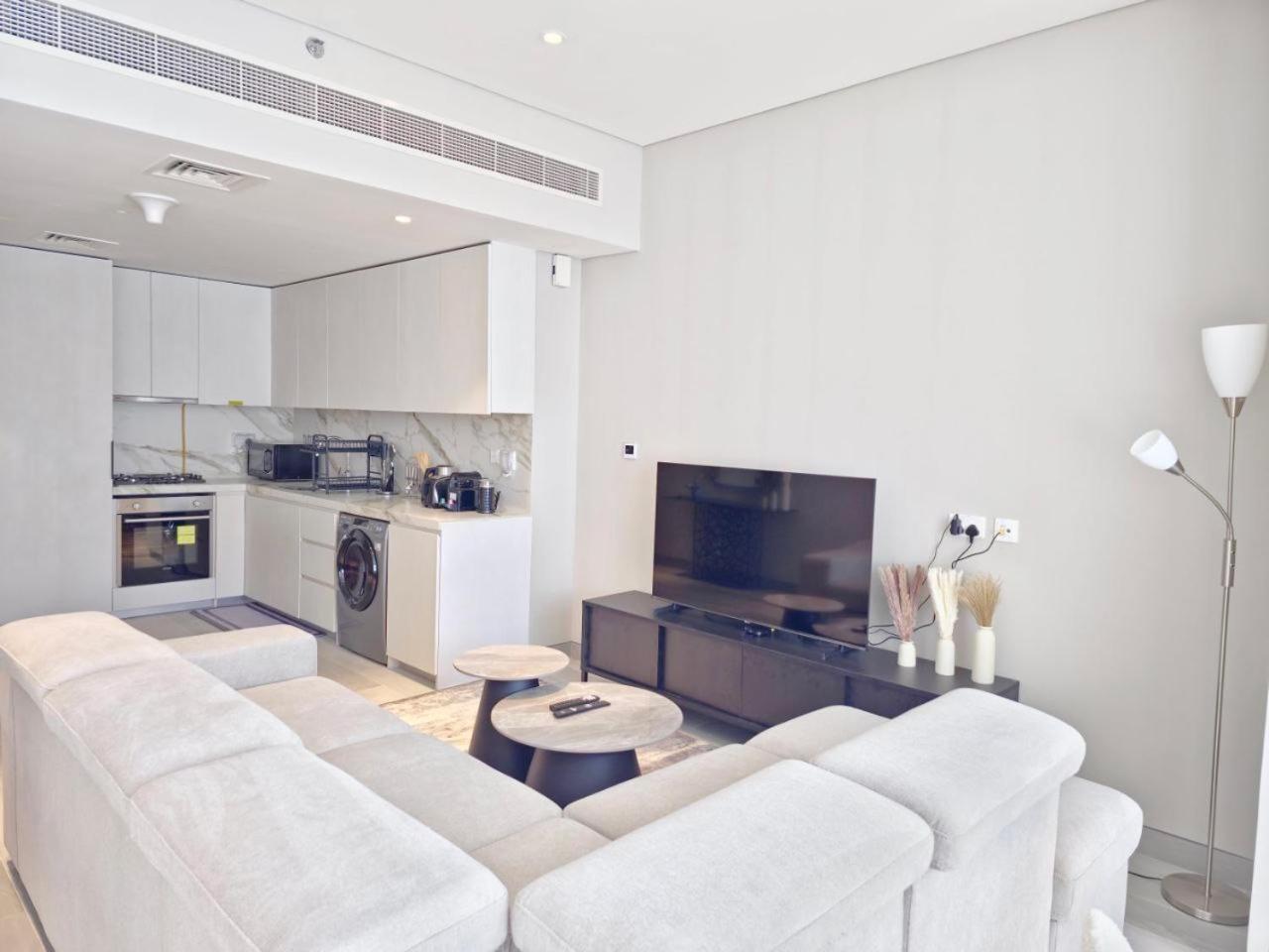 Dubai Marina Walk Gem Modern Apartments With Pool & Gym Access, Steps To Beach & Metro Managed By Sunnyhomes Exterior photo