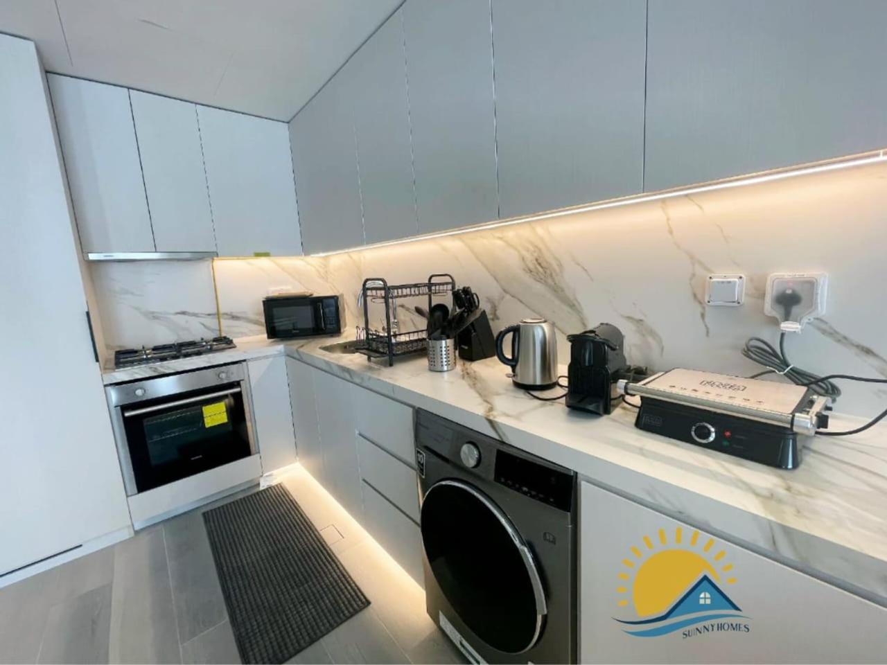 Dubai Marina Walk Gem Modern Apartments With Pool & Gym Access, Steps To Beach & Metro Managed By Sunnyhomes Exterior photo
